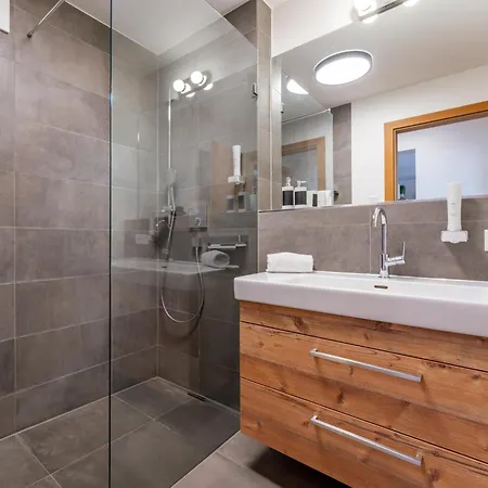 Tauern Mitterwirt 213 * 피센도르프