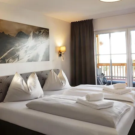 Tauern Mitterwirt 213 بيسندورف