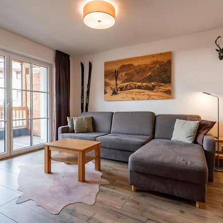 アパート Tauern Mitterwirt 213 ピーゼンドルフ