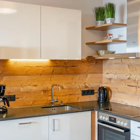 アパート Tauern Mitterwirt 213 ピーゼンドルフ