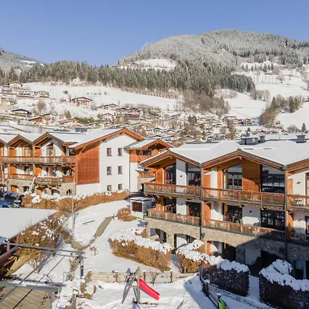 Tauern Mitterwirt 213 ピーゼンドルフ